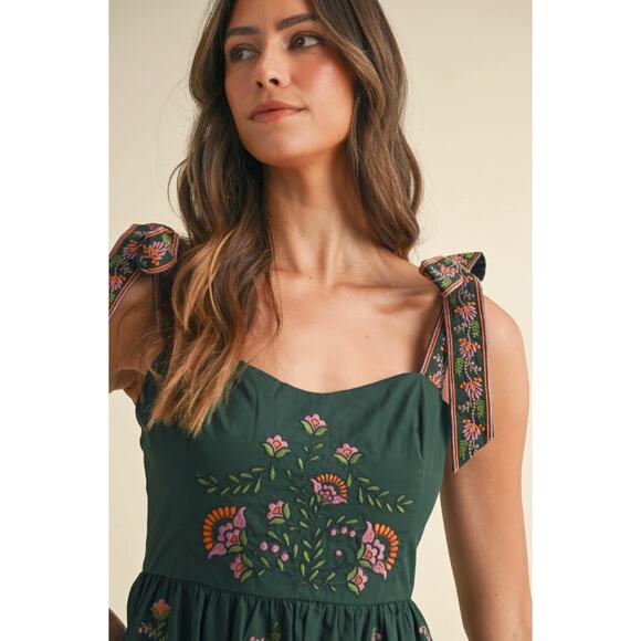 MABLE Orlaith Green Pink Embroidered Tiered Maxi Dress Women's Size Medium - Picture 10 of 10